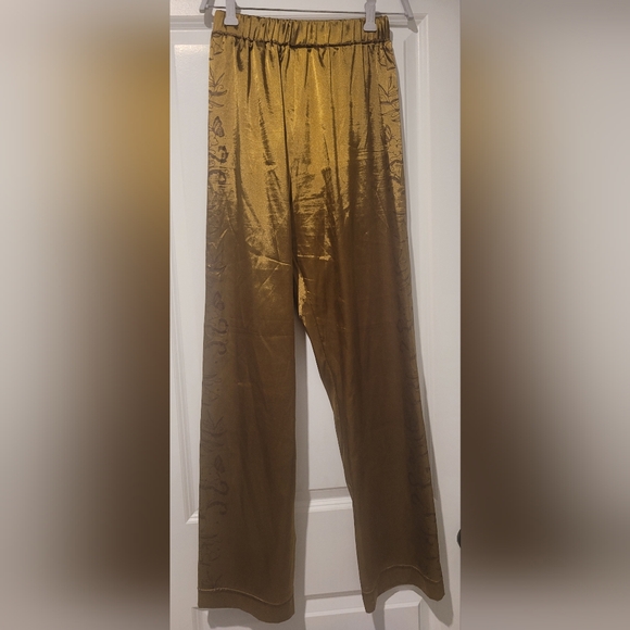 Taylor Swift Fearless Pajama Pants - Picture 4 of 14